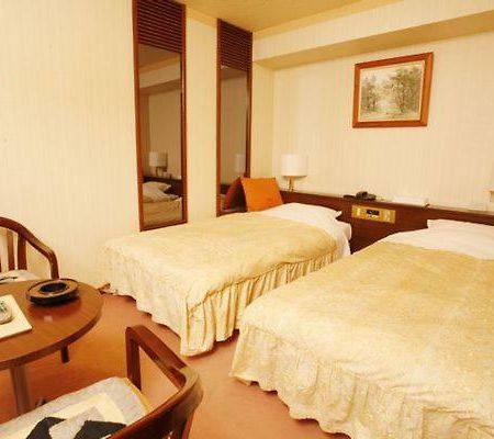 Akabane Plaza Hotel Tokyo Exterior photo